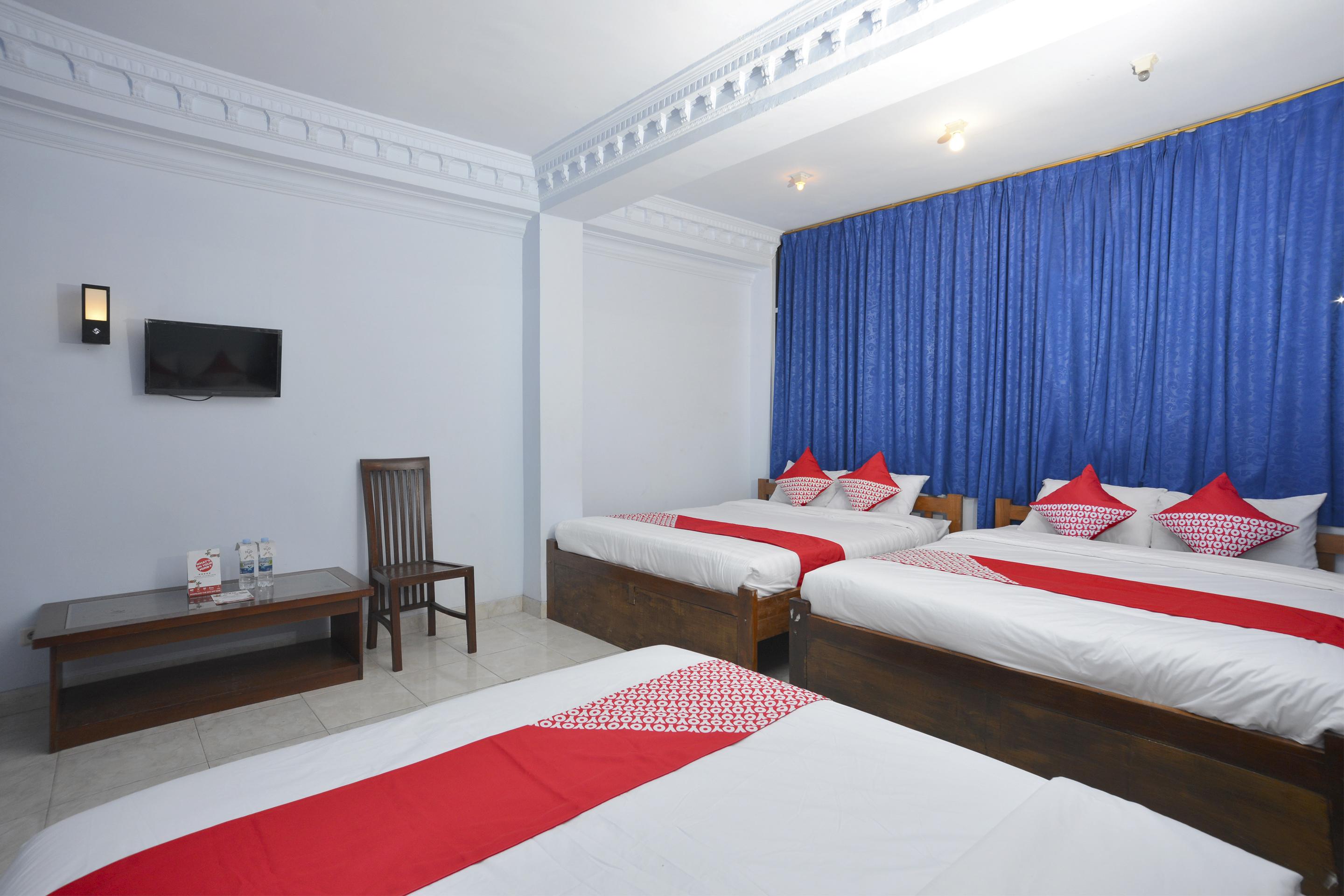 OYO 586 Hotel Wijaya Kalasan Bagian luar foto