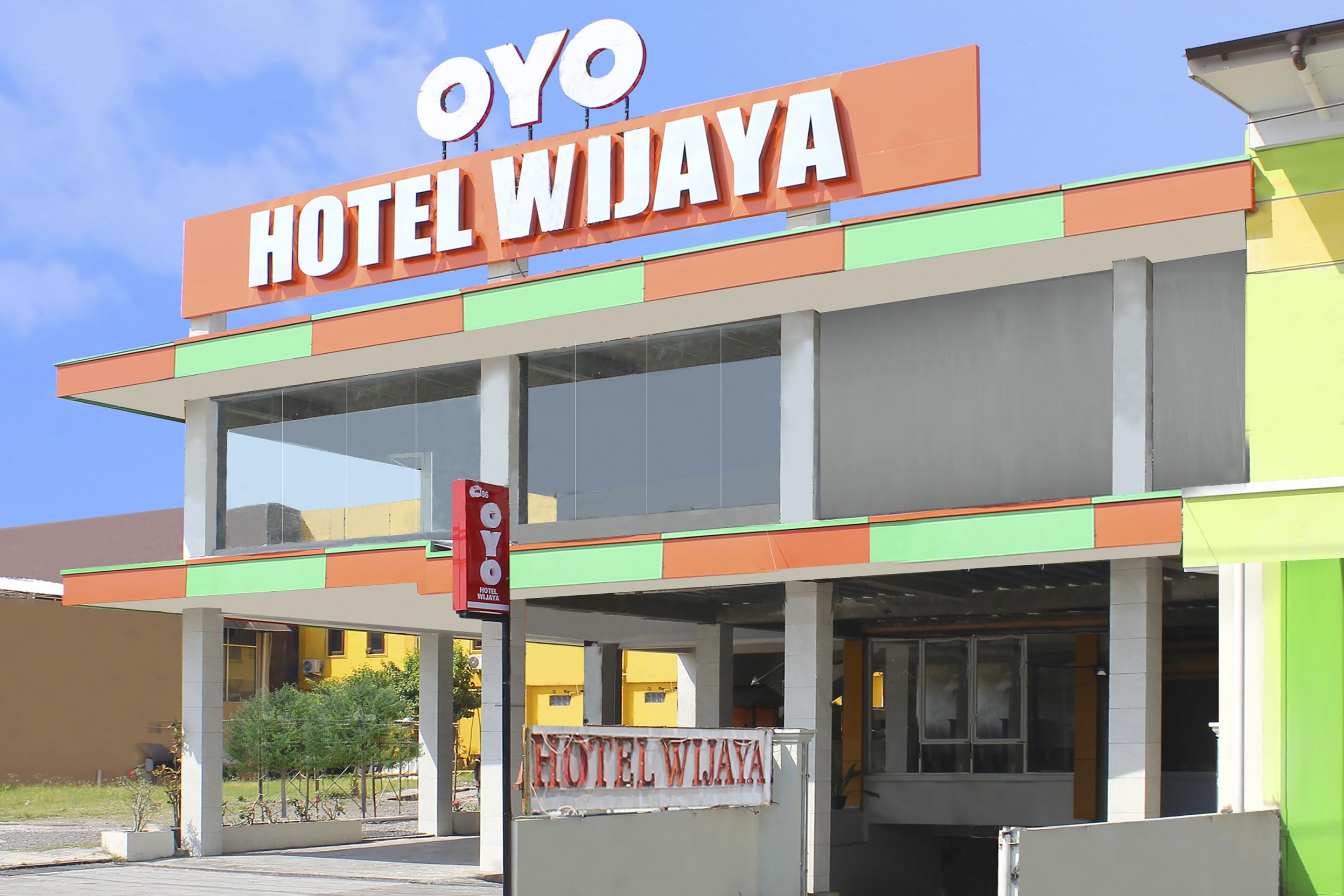 OYO 586 Hotel Wijaya Kalasan Bagian luar foto