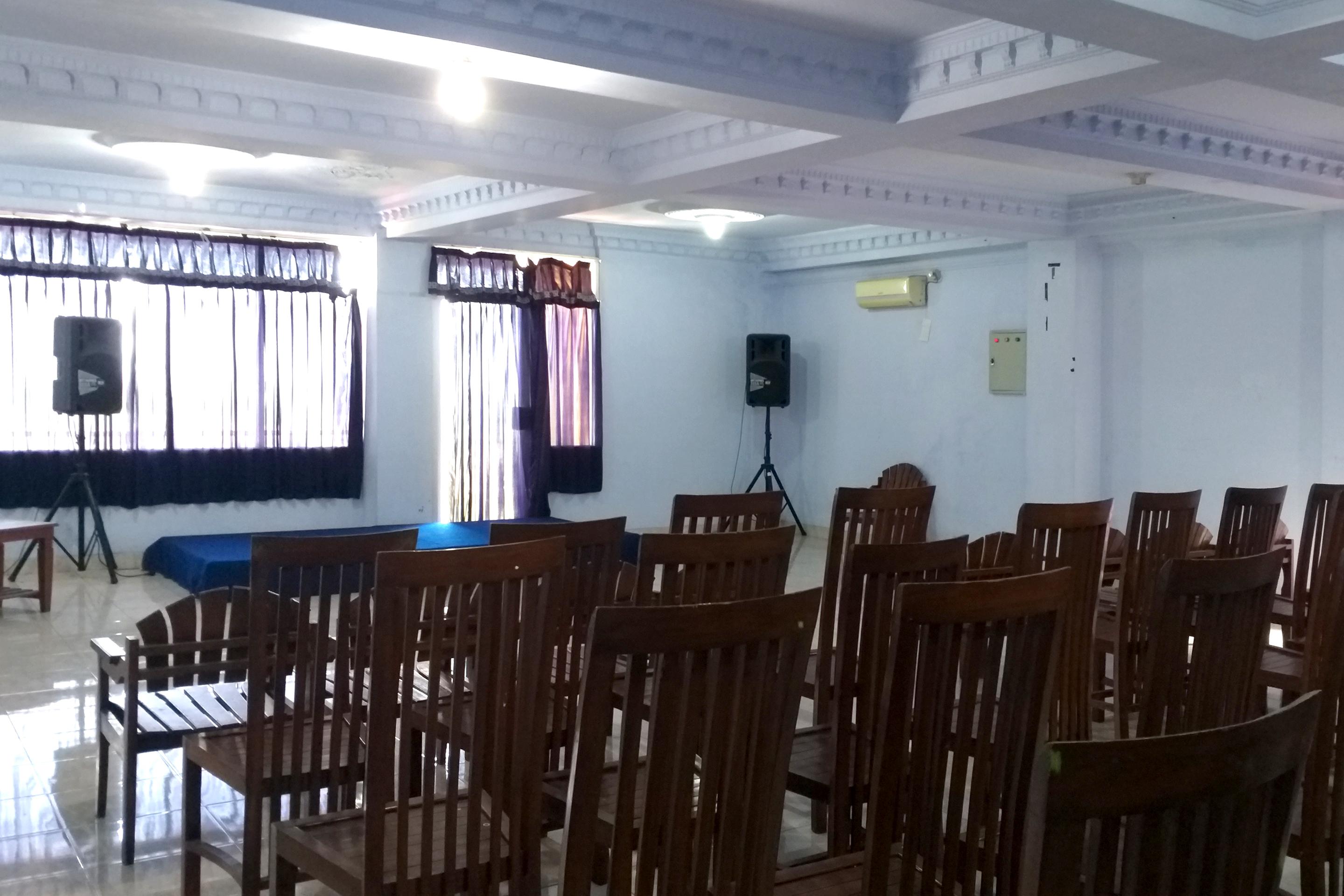 OYO 586 Hotel Wijaya Kalasan Bagian luar foto