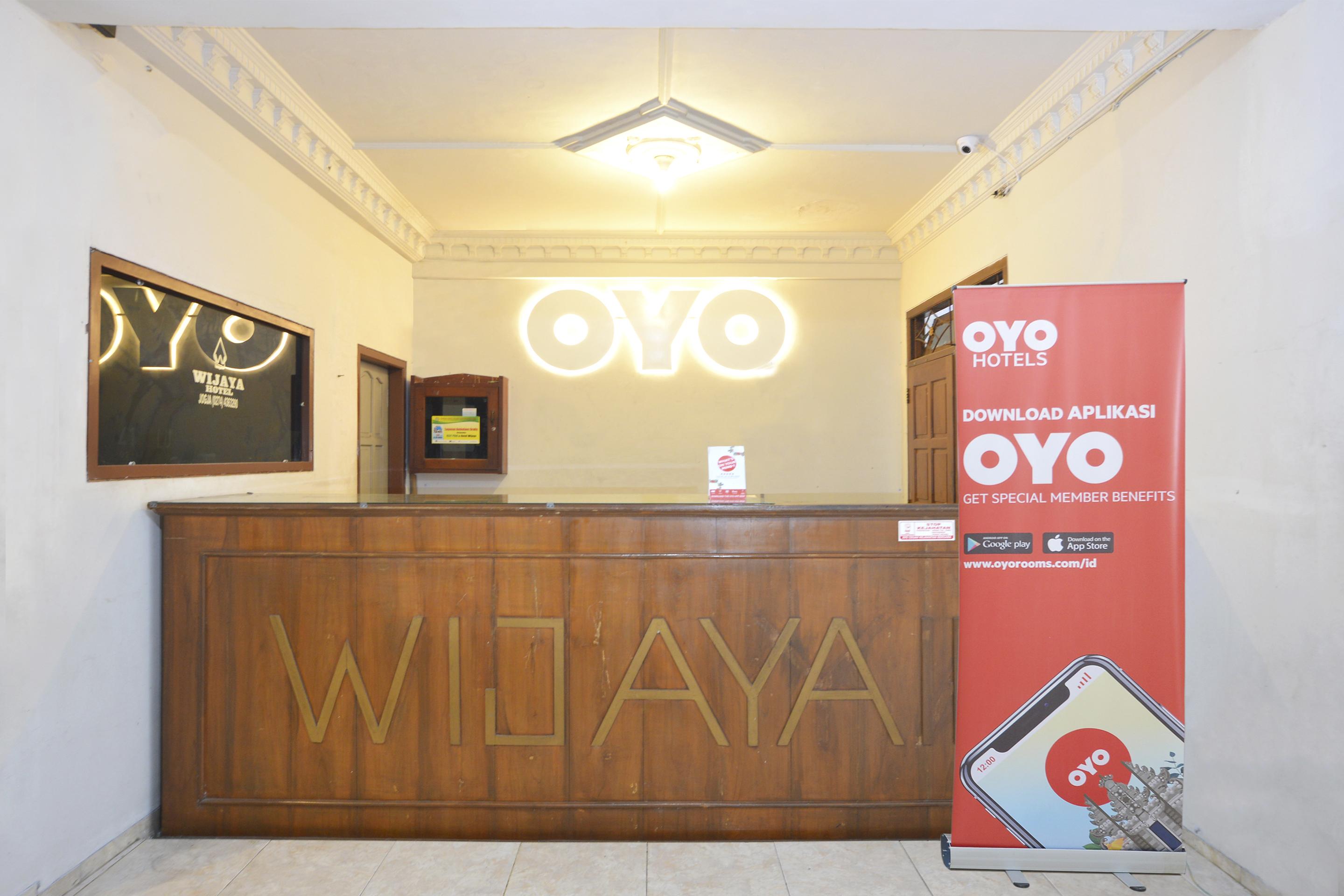 OYO 586 Hotel Wijaya Kalasan Bagian luar foto