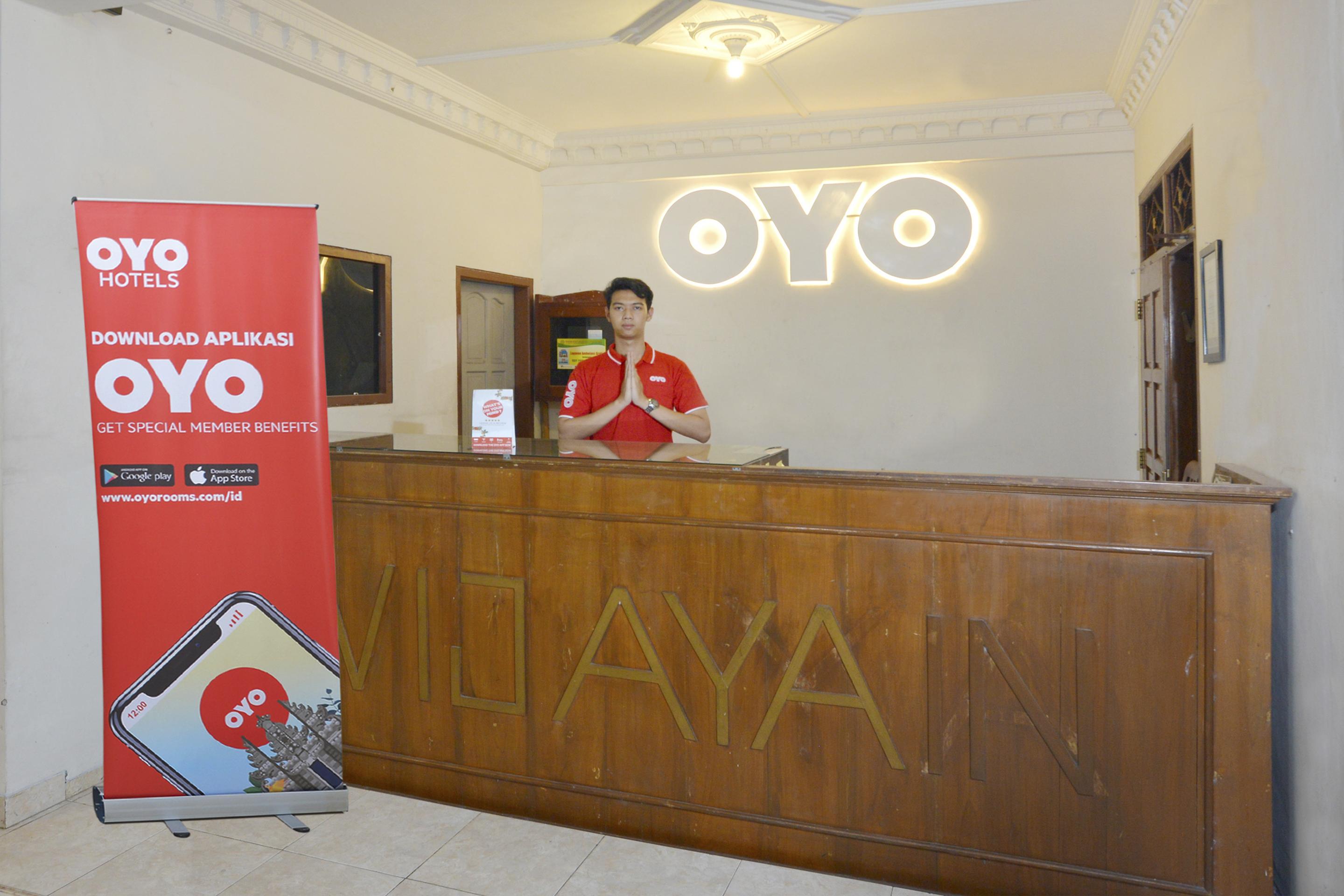 OYO 586 Hotel Wijaya Kalasan Bagian luar foto